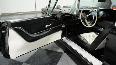 1959 Ford Thunderbird