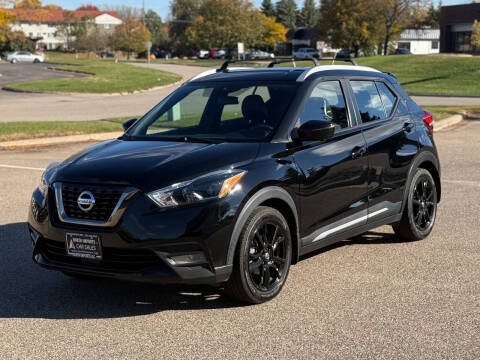 2020 Nissan Kicks SR