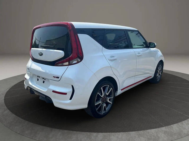 2021 Kia Soul GT-Line