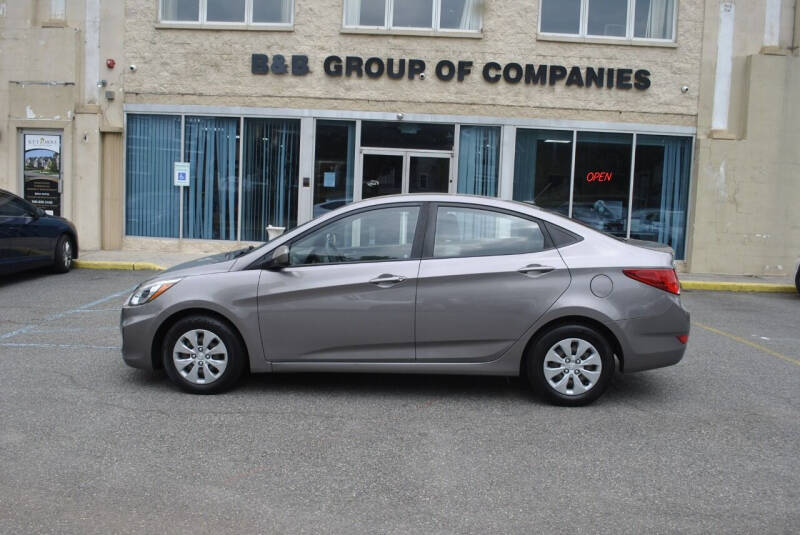 2017 Hyundai Accent SE