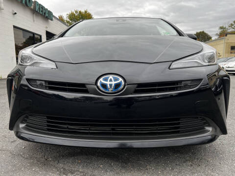 2022 Toyota Prius LE