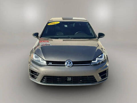 2017 Volkswagen Golf R 4Motion