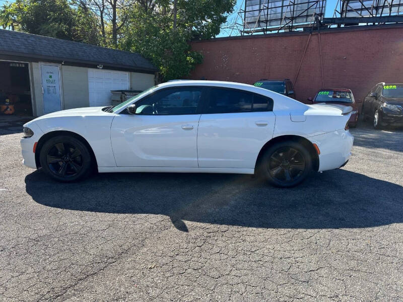 2016 Dodge Charger SE