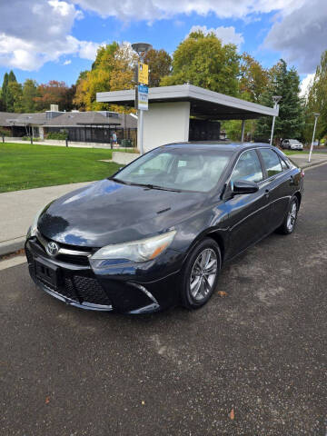 2015 Toyota Camry for sale at RICKIES AUTO, LLC. in Portland OR