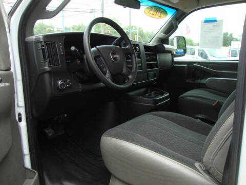 2025 GMC Savana 2500