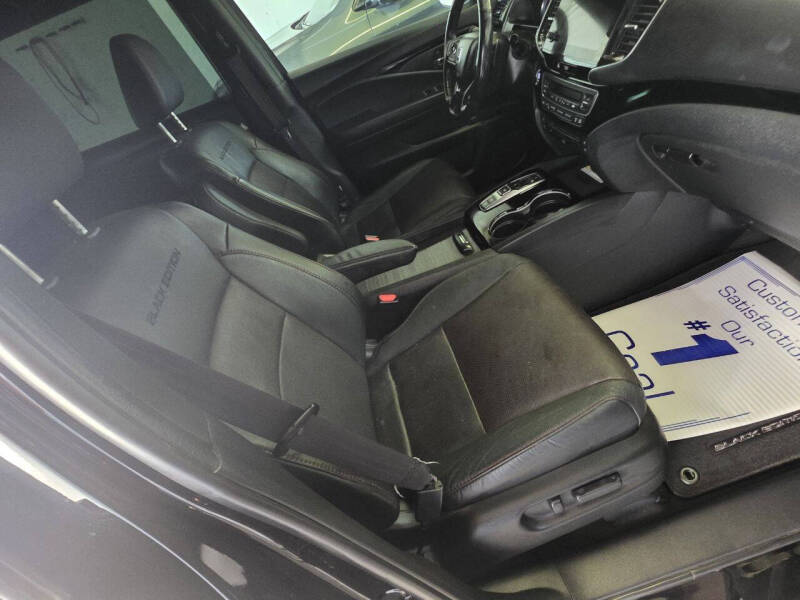 2021 Honda Pilot Black Edition