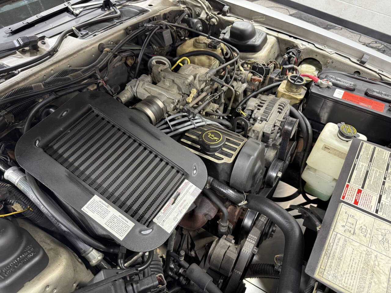 1988 Ford Thunderbird 33