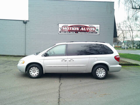 2003 Chrysler Town and Country