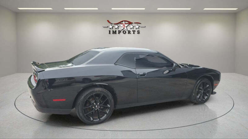 2018 Dodge Challenger SXT