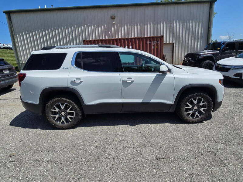2023 GMC Acadia SLE
