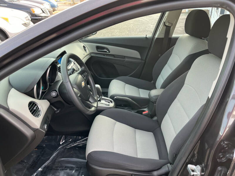 2014 Chevrolet Cruze LS Auto