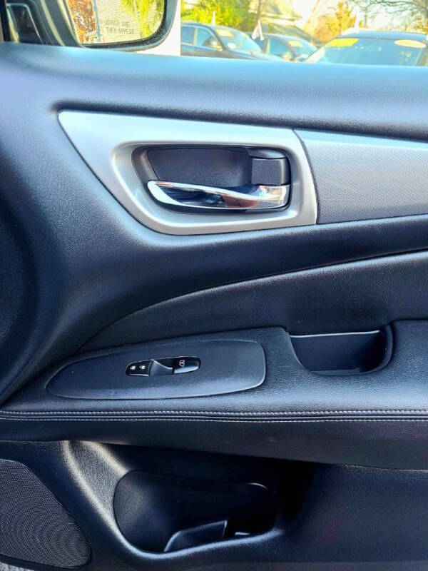 2018 Nissan Pathfinder Platinum