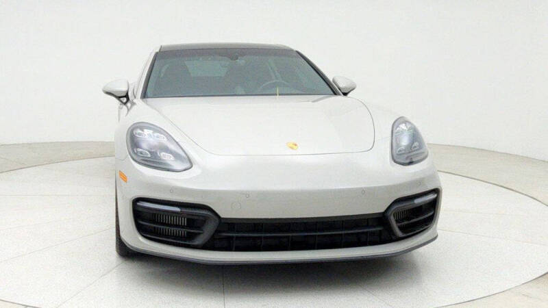 2022 Porsche Panamera 4 E-Hybrid Platinum Edition