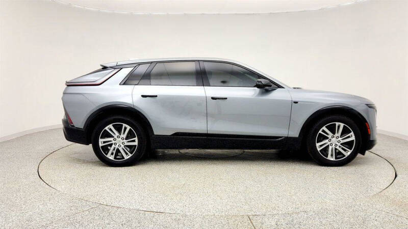 2024 Cadillac LYRIQ Tech