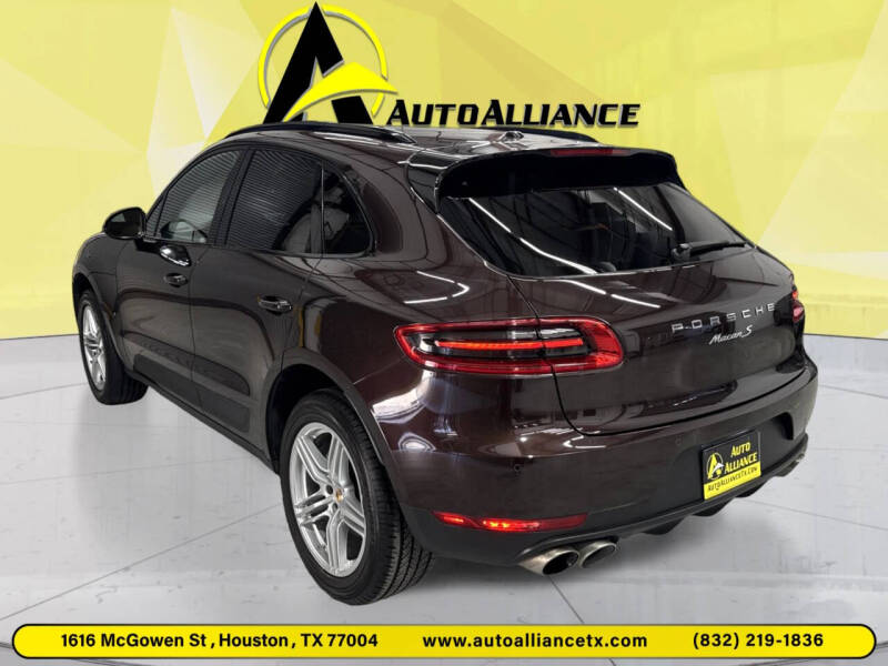 2017 Porsche Macan S