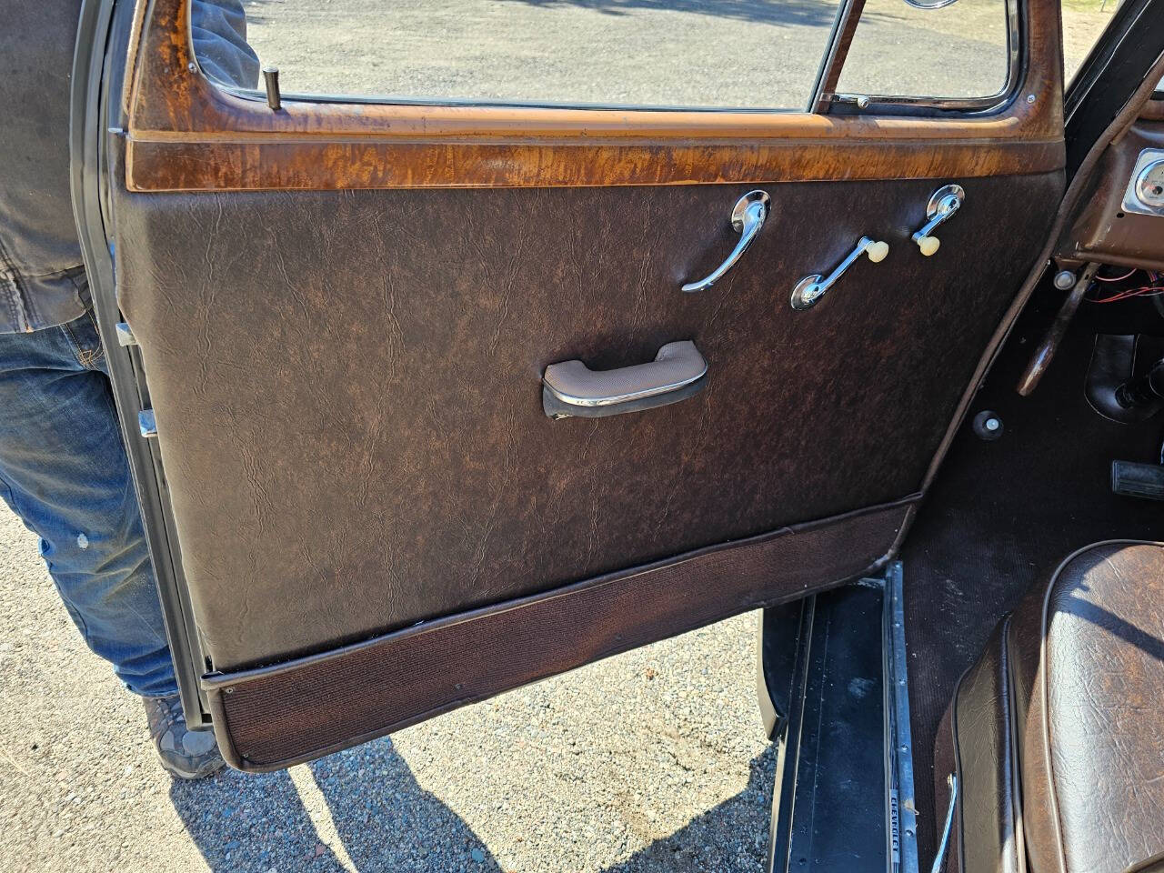 1947 Chevrolet Styleline Coupe 71