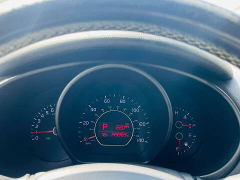 2016 Kia Soul +