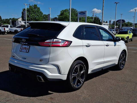 2022 Ford Edge ST