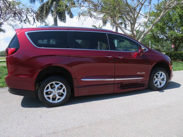 2020 Chrysler Pacifica Limited