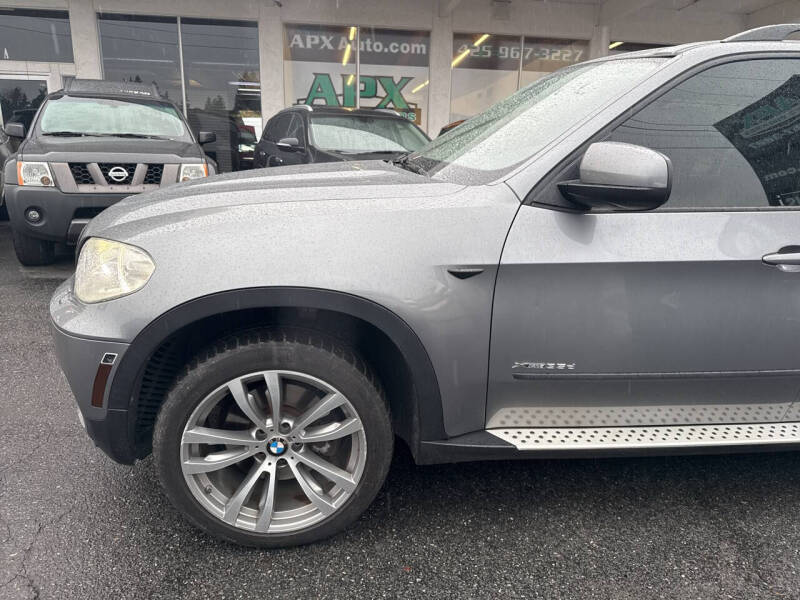 Used 2011 BMW X5 xDrive35d with VIN 5UXZW0C5XBL661998 for sale in Edmonds, WA