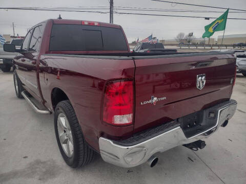 2017 RAM 1500 SLT