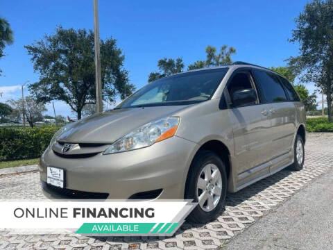 2010 Toyota Sienna for sale at Global Auto Sales USA in Miami FL