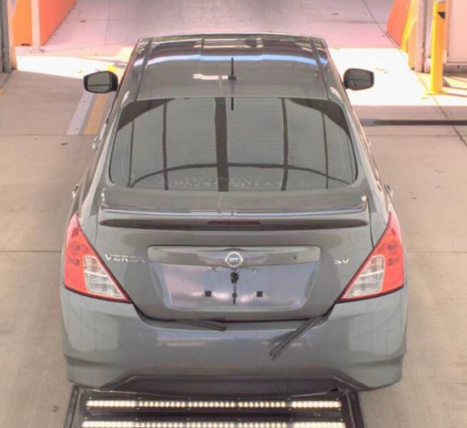 2017 Nissan Versa 1.6 SV