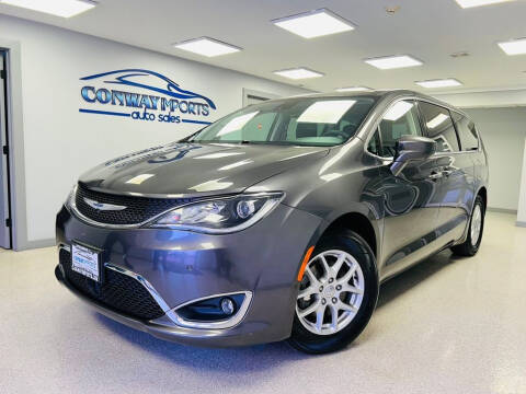 2020 Chrysler Pacifica for sale at Conway Imports in Streamwood IL