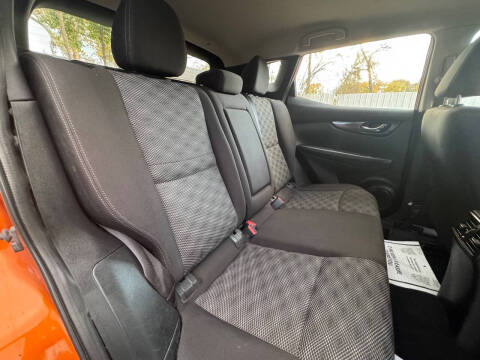 2017 Nissan Rogue Sport SV