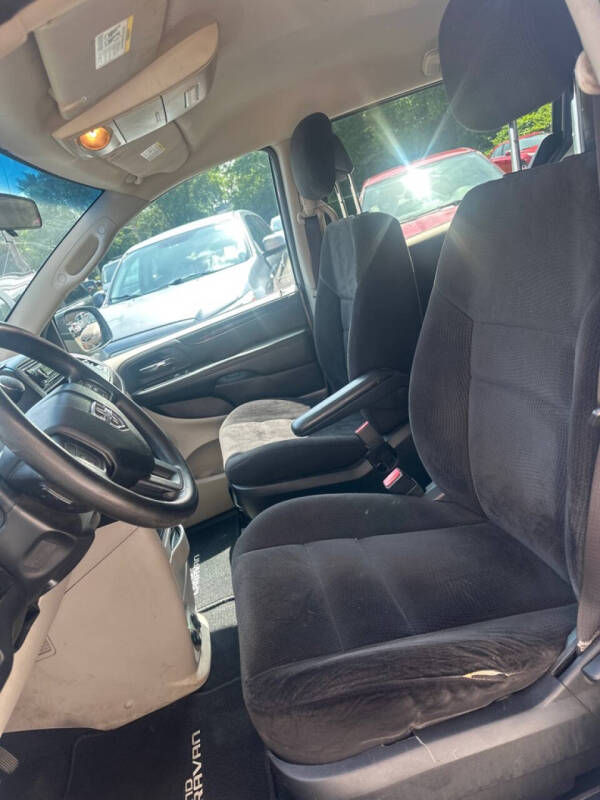 2014 Dodge Grand Caravan SE