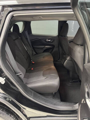 2020 Jeep Cherokee Latitude