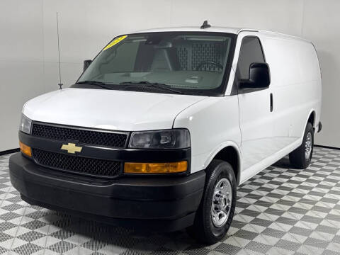 2022 Chevrolet Express 2500