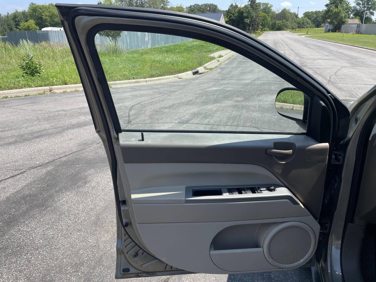 2007 Jeep Compass for sale at Twin Cities Auctions in Elk River, MN