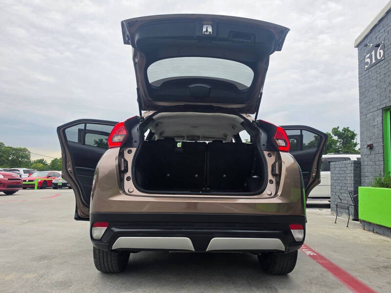 2019 Mitsubishi Eclipse Cross SE