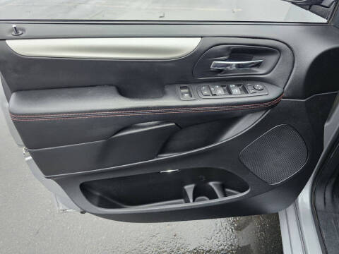 2015 Dodge Grand Caravan R/T