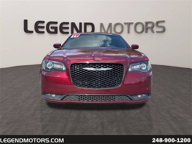 2019 Chrysler 300 S
