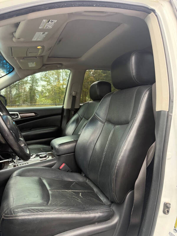 2013 Nissan Pathfinder Platinum