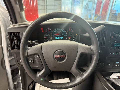 2023 GMC Savana 2500