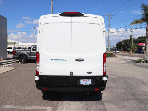 2023 Ford E-Transit