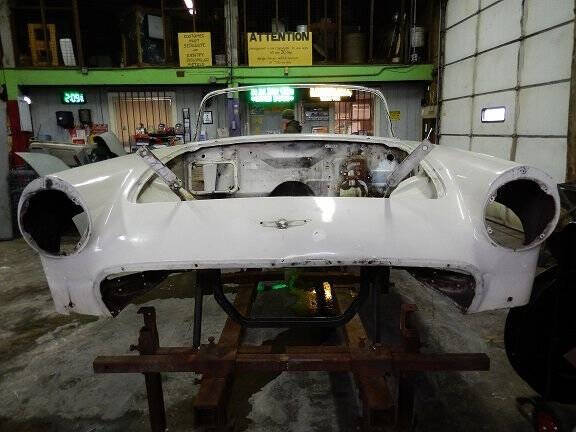 1957 Ford Thunderbird