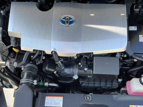 2021 Toyota Prius L Eco