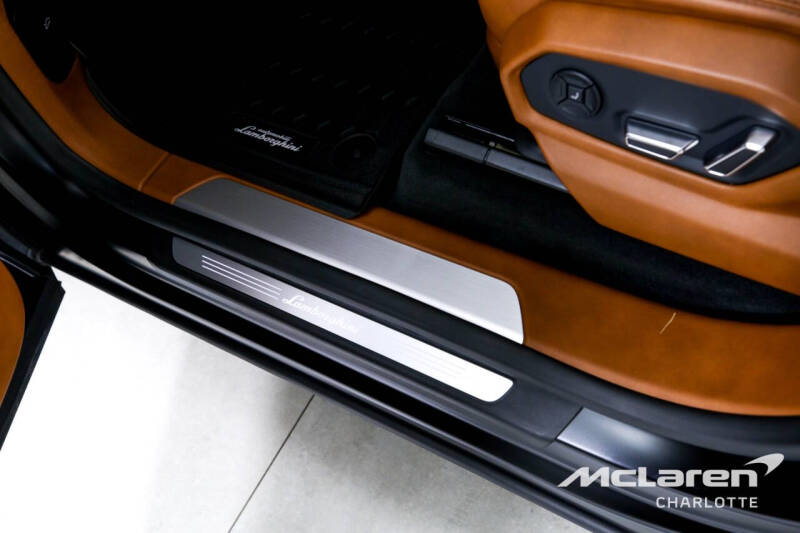 2022 Lamborghini Urus