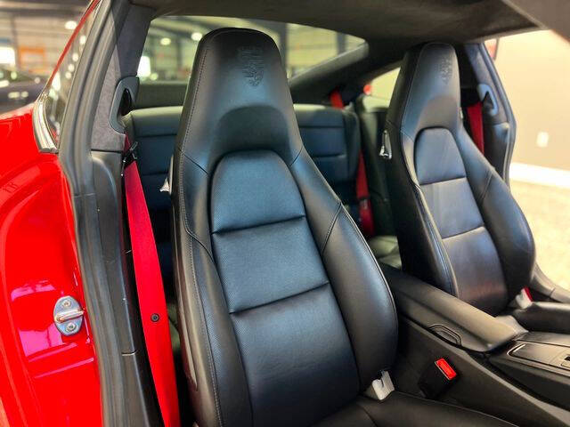 2015 Porsche 911 Carrera GTS