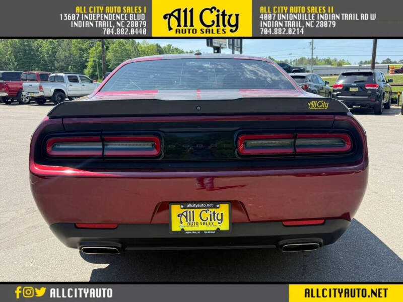 2020 Dodge Challenger SXT