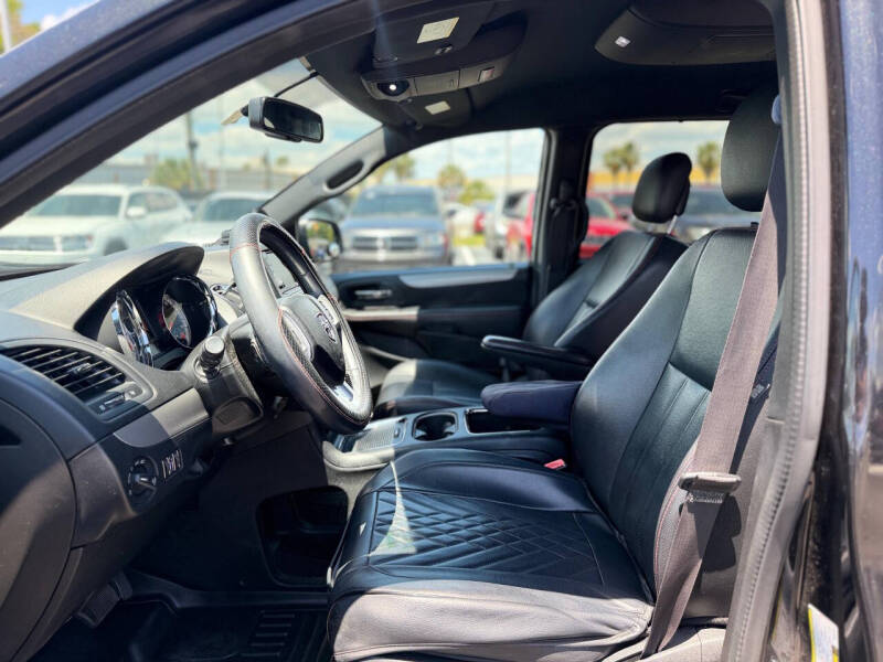 2017 Dodge Grand Caravan GT