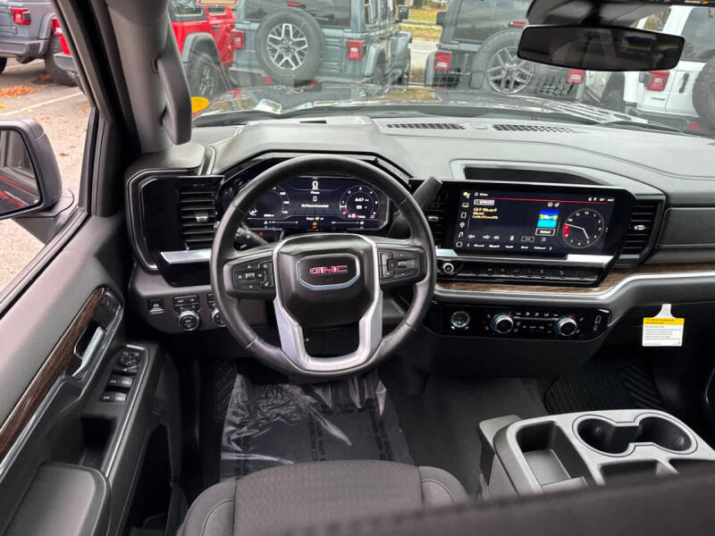 2024 GMC Sierra 1500