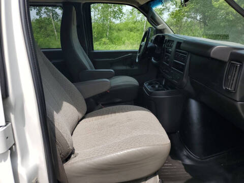 2017 Chevrolet Express LS 3500