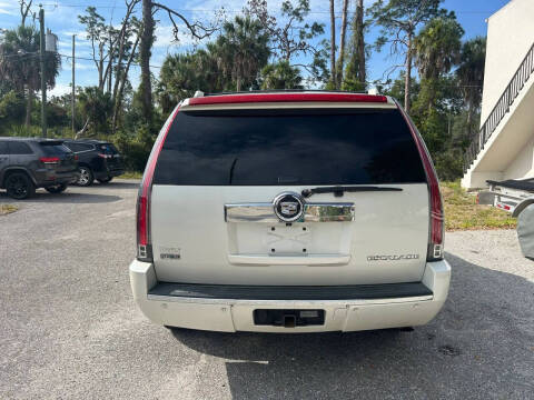 2011 Cadillac Escalade Premium
