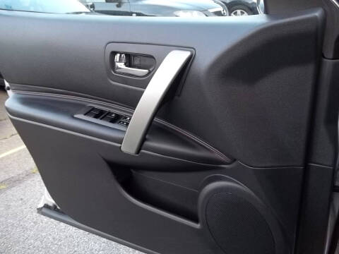 2013 Nissan Rogue SV w/SL Package