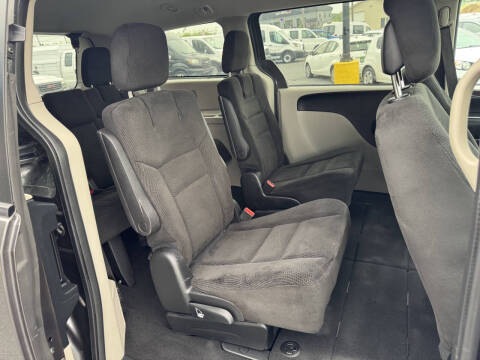 2017 Dodge Grand Caravan SE